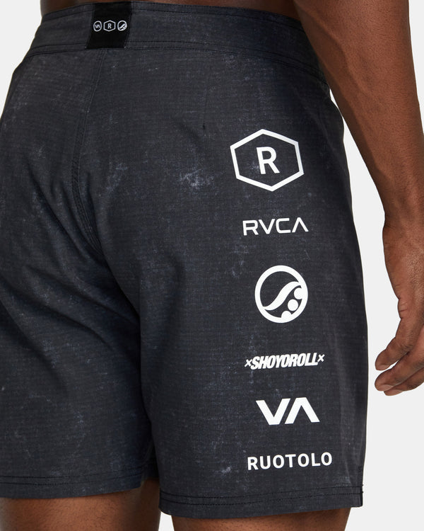 Shoyoroll RVCA Ruotolo 17" Technical Training Shorts Black